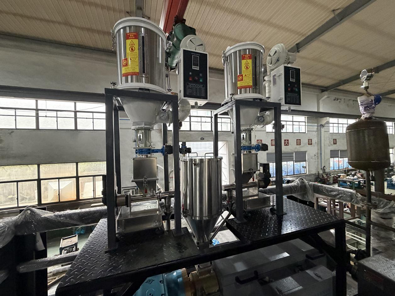 Мастерская настройка открывает новое путешествие — испытательная машина для прядения Shengbang POY, недавно доставленная клиентам